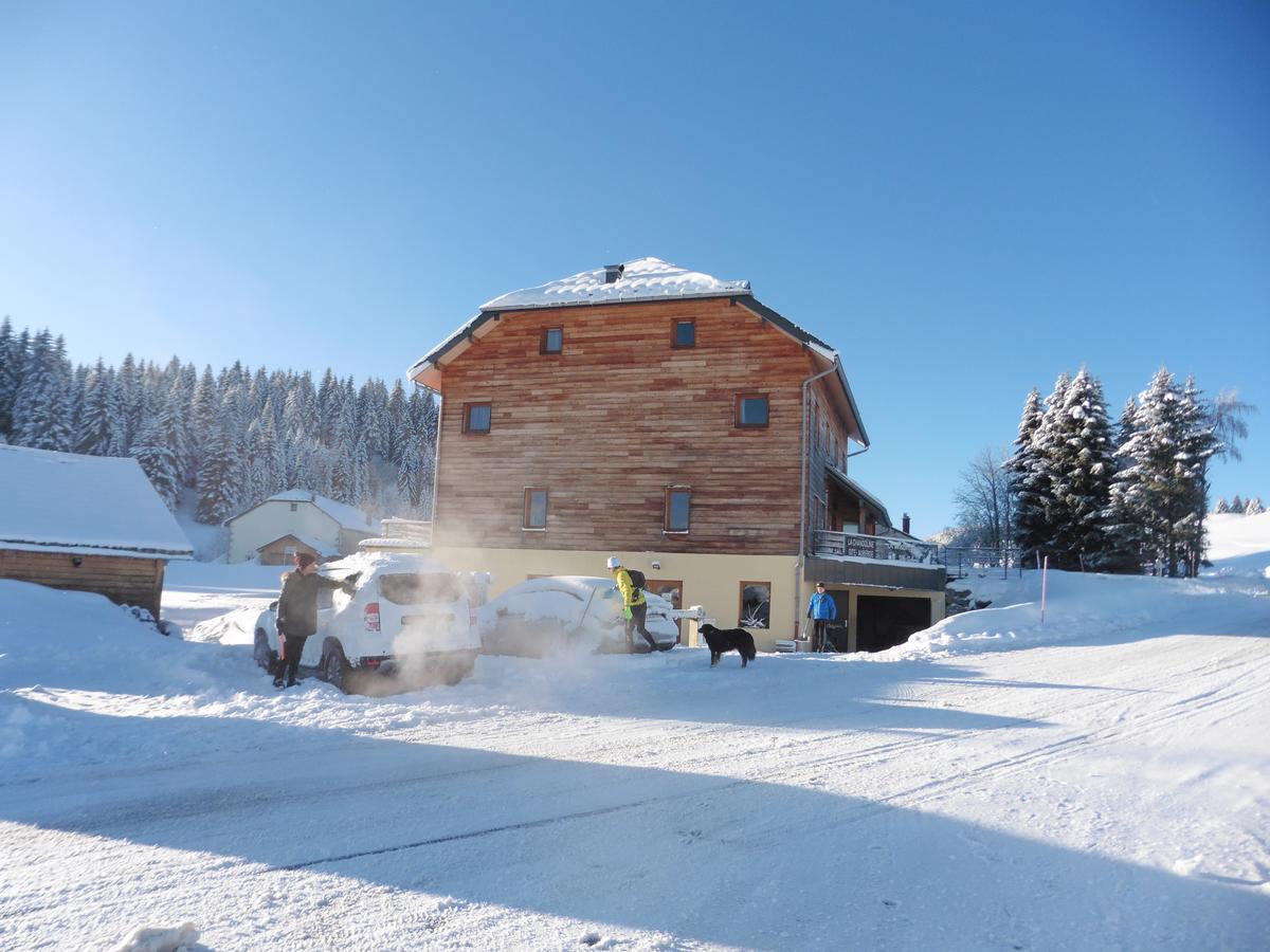 Hotel La Maison Des Inuits Septmoncel-Les-Molunes Exteriér fotografie